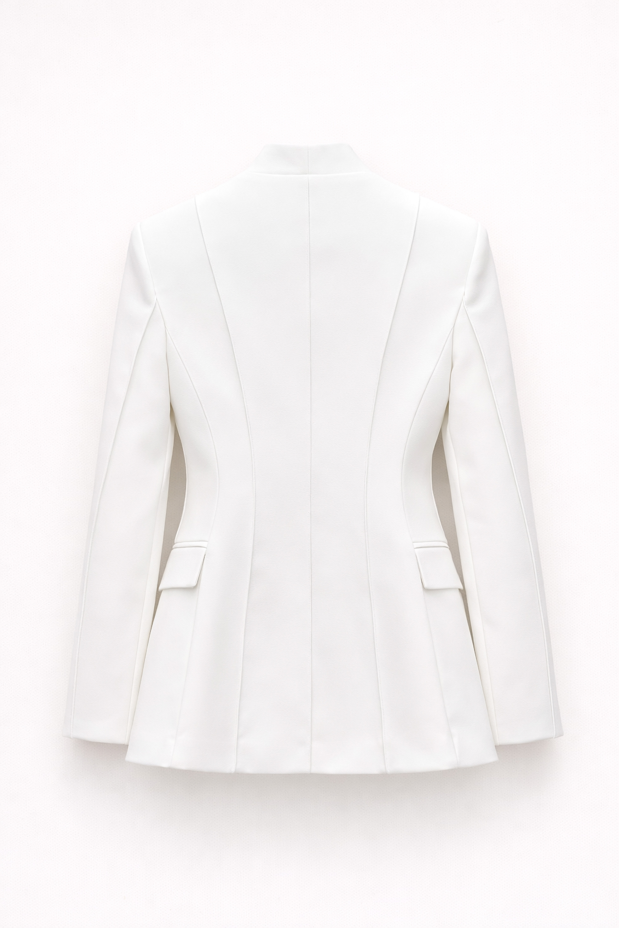 BLAZER WITH A WAIST FIT