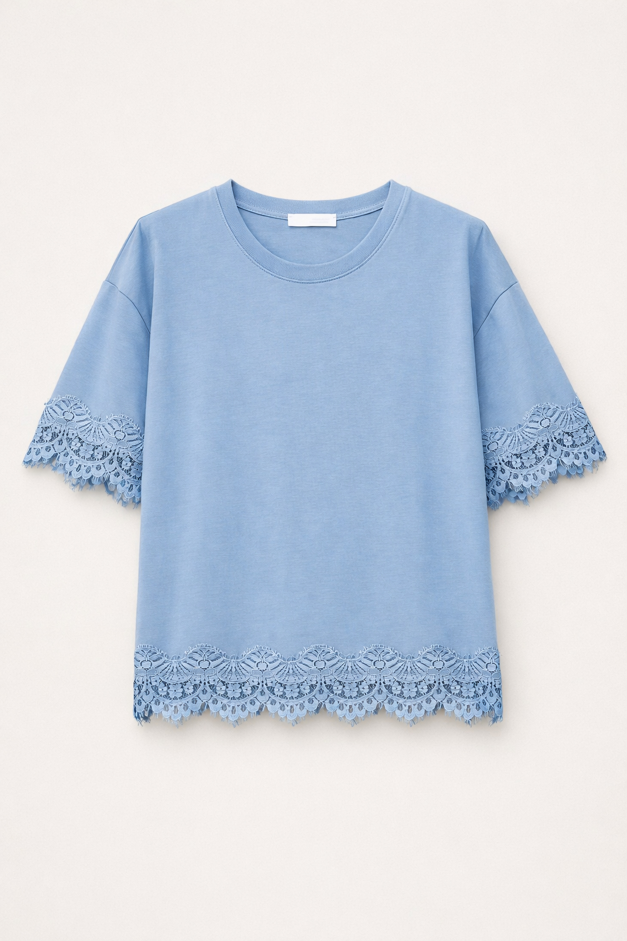 T-SHIRT CON INSERTI IN...