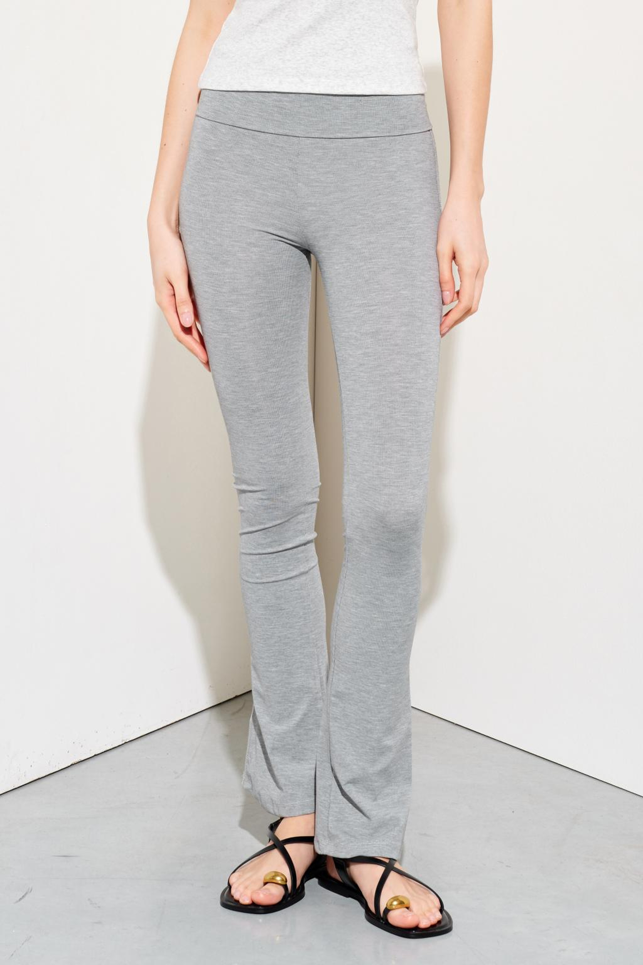 PANTALONI A ZAMPA
