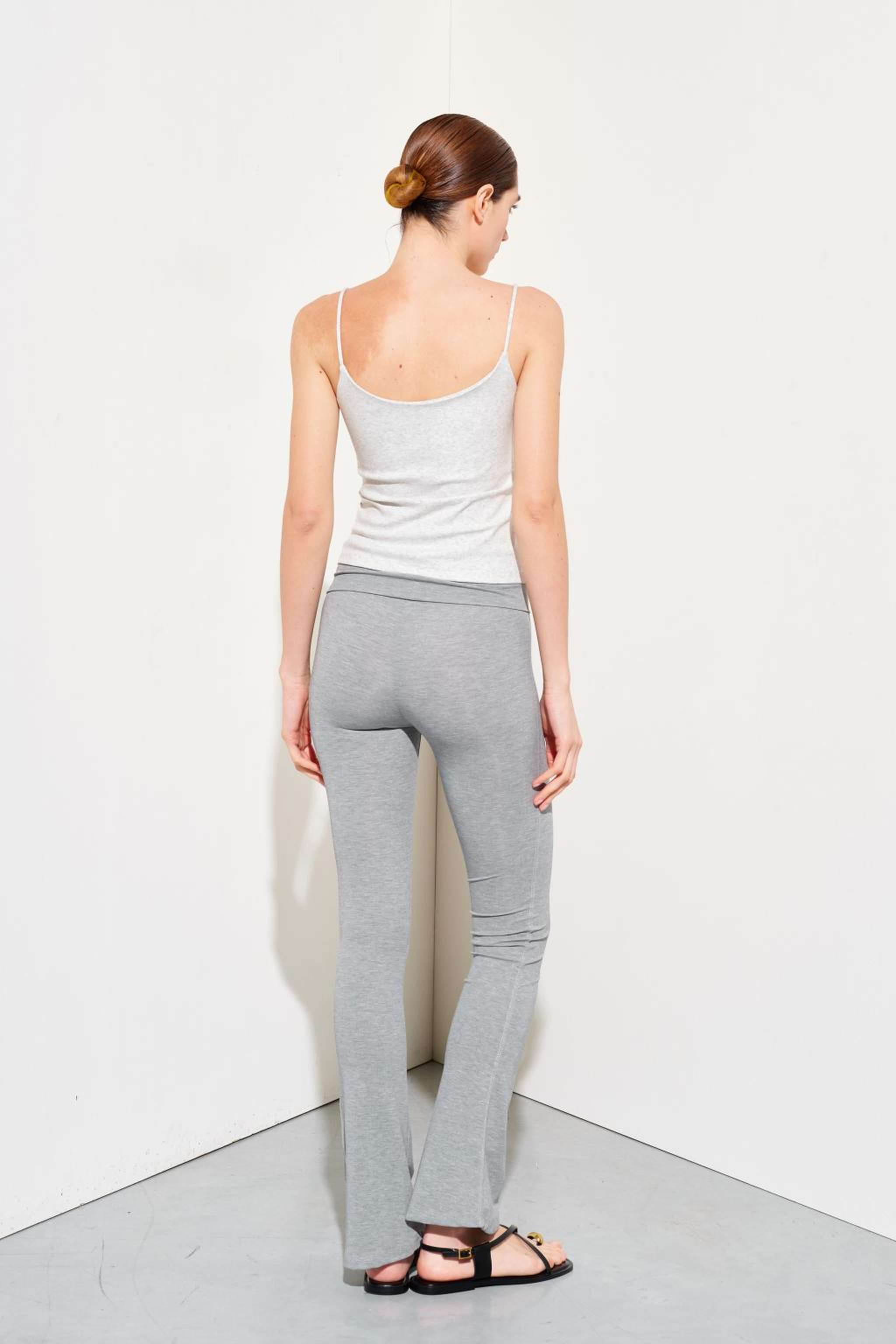 PANTALONI A ZAMPA
