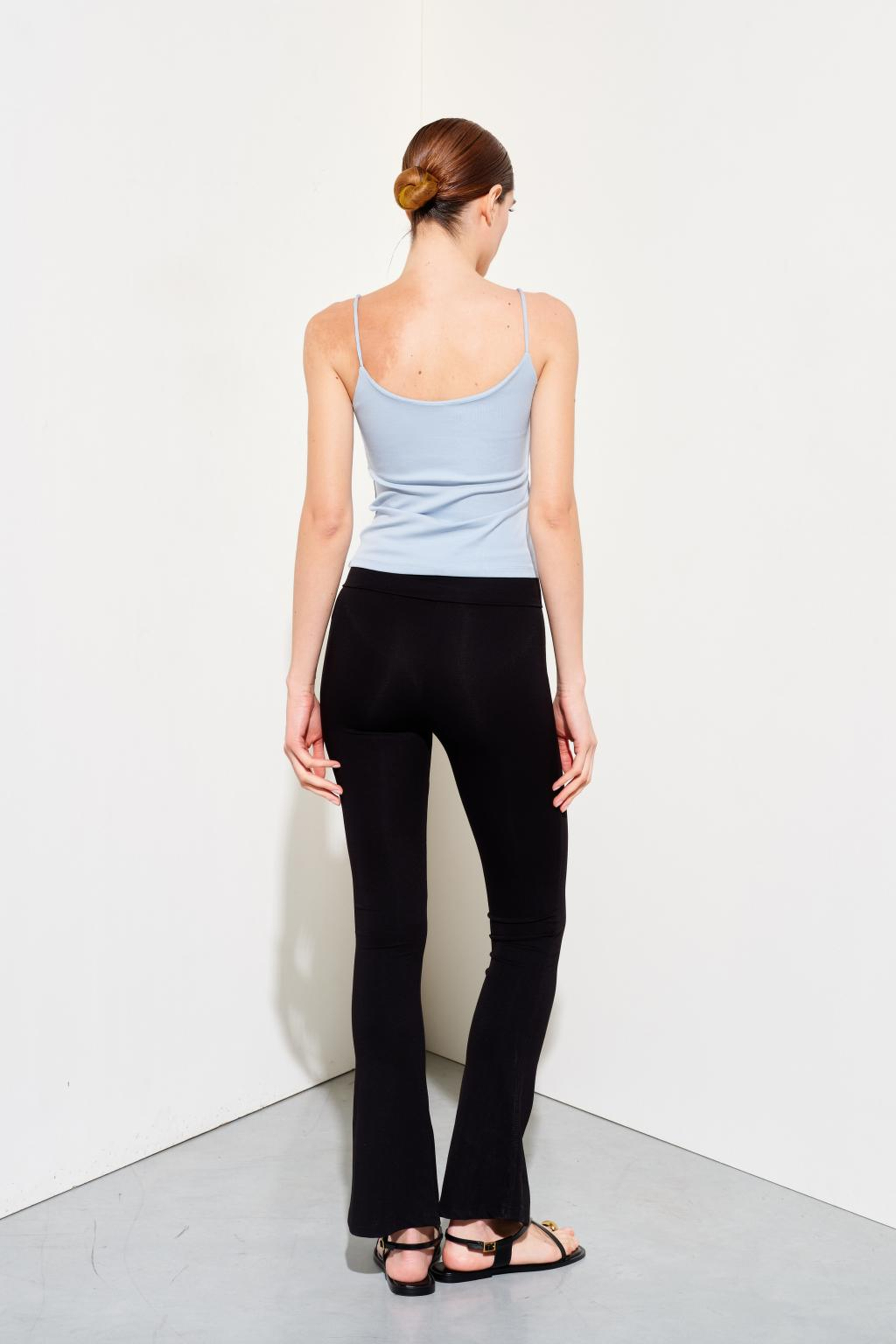 PANTALONI A ZAMPA