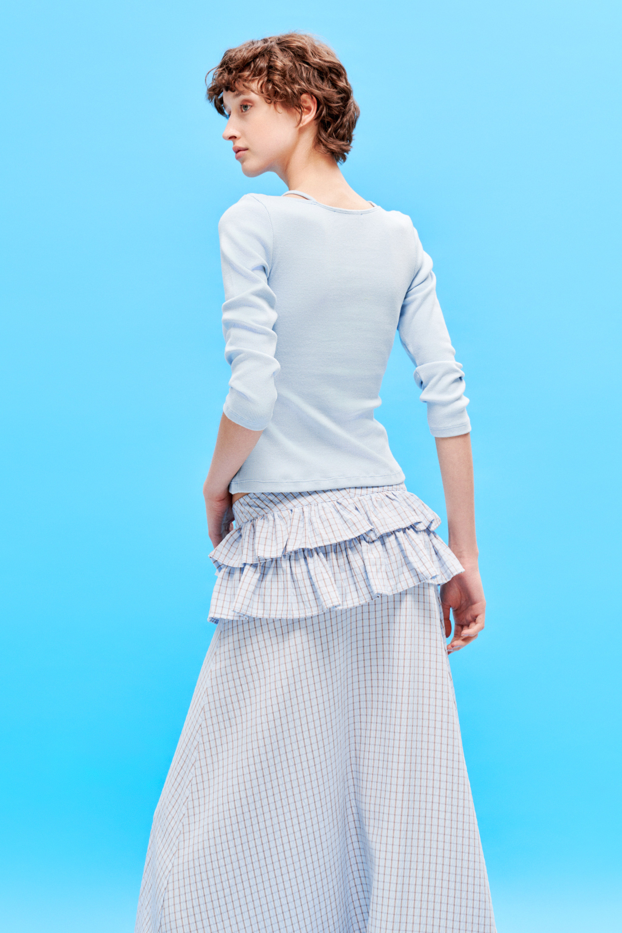 MAGLIA CON PIZZO