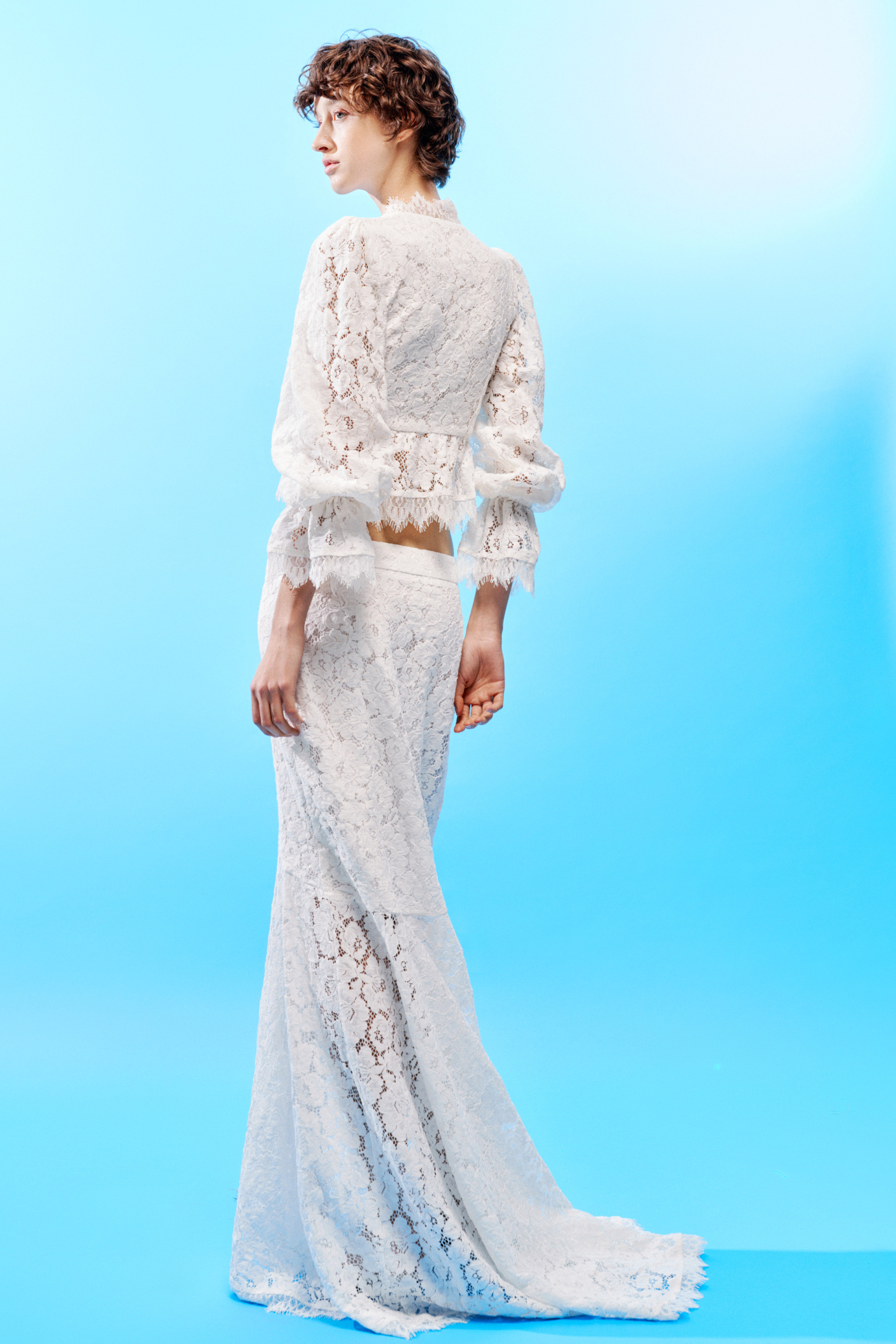 FLORAL LACE SKIRT